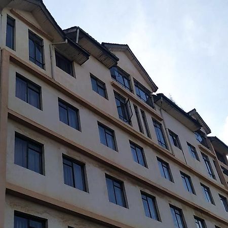 Plus254 Hotel Найроби Экстерьер фото