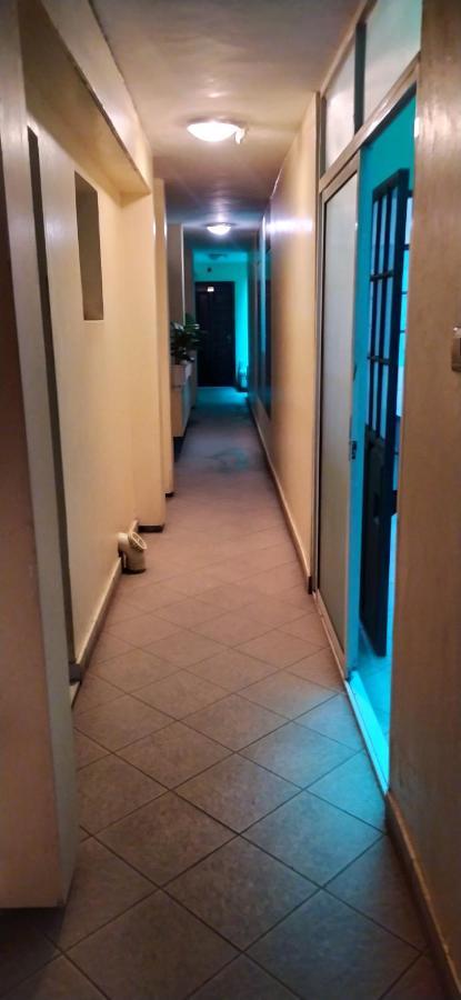 Plus254 Hotel Найроби Экстерьер фото
